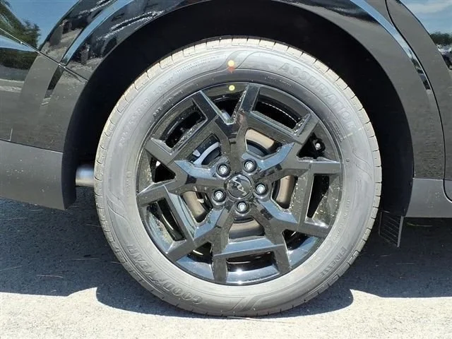 New 2026 Black Kia SX Prestige image 6
