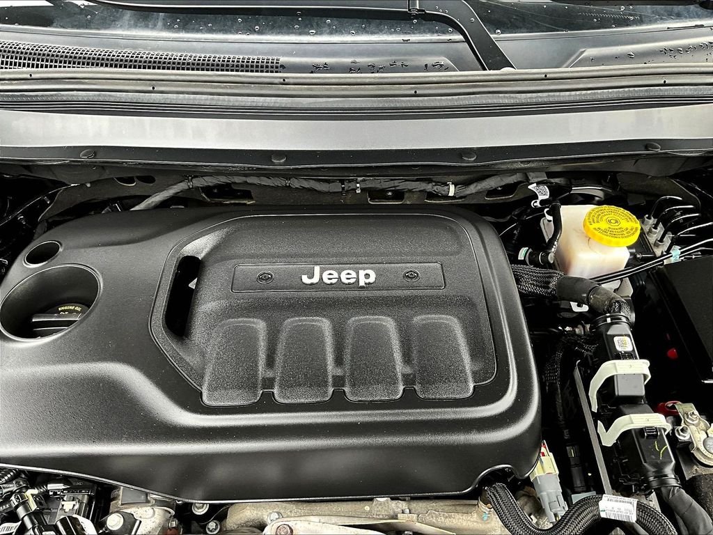 Used 2020 Black Jeep Limited image 33