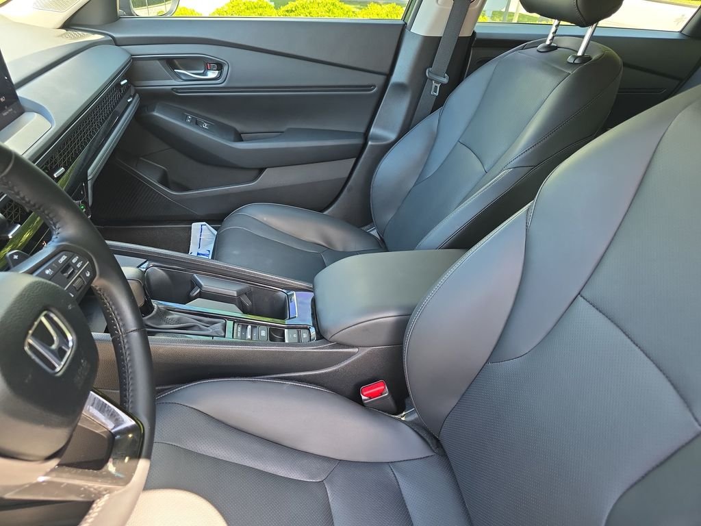 Used 2024 Blue Honda EX-L image 13