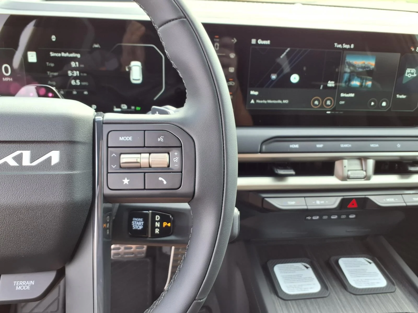 New 2027 Glacial White Pearl Kia SX-PRESTIGE image 17