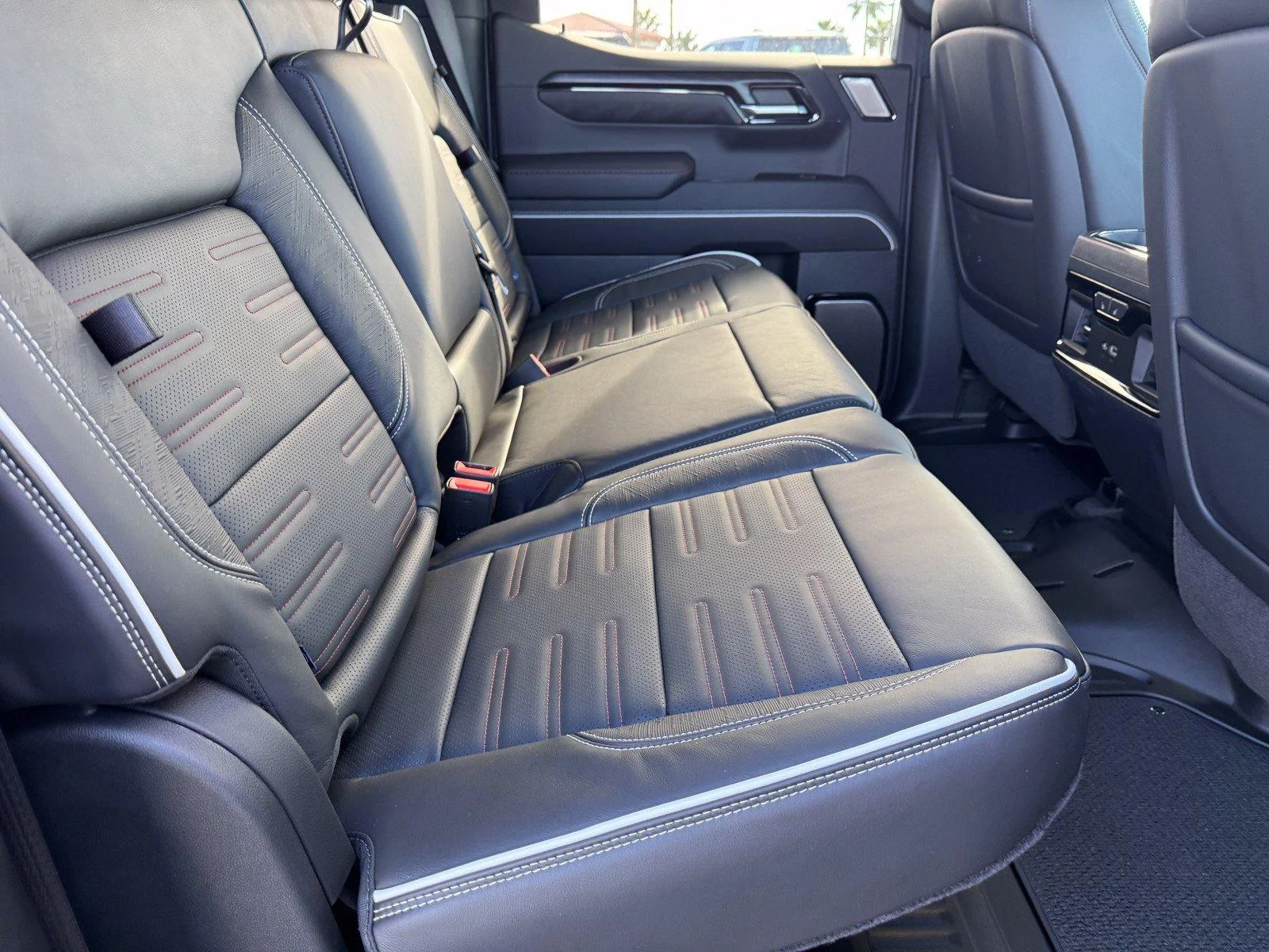 New 2026 Sterling Metallic GMC AT4X image 10