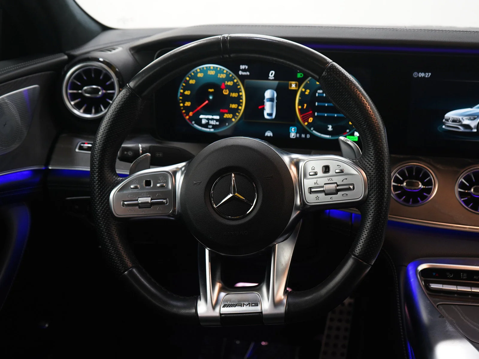 Used 2019 White Mercedes-Benz Base image 17