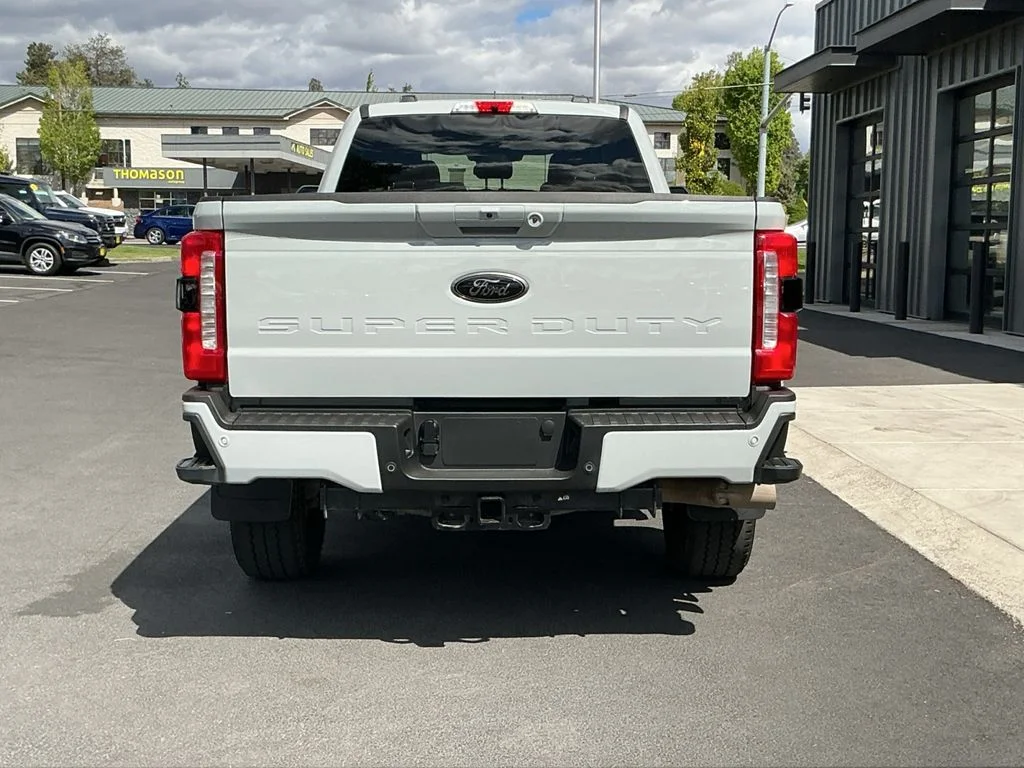 Used 2025 White Ford Lariat image 4