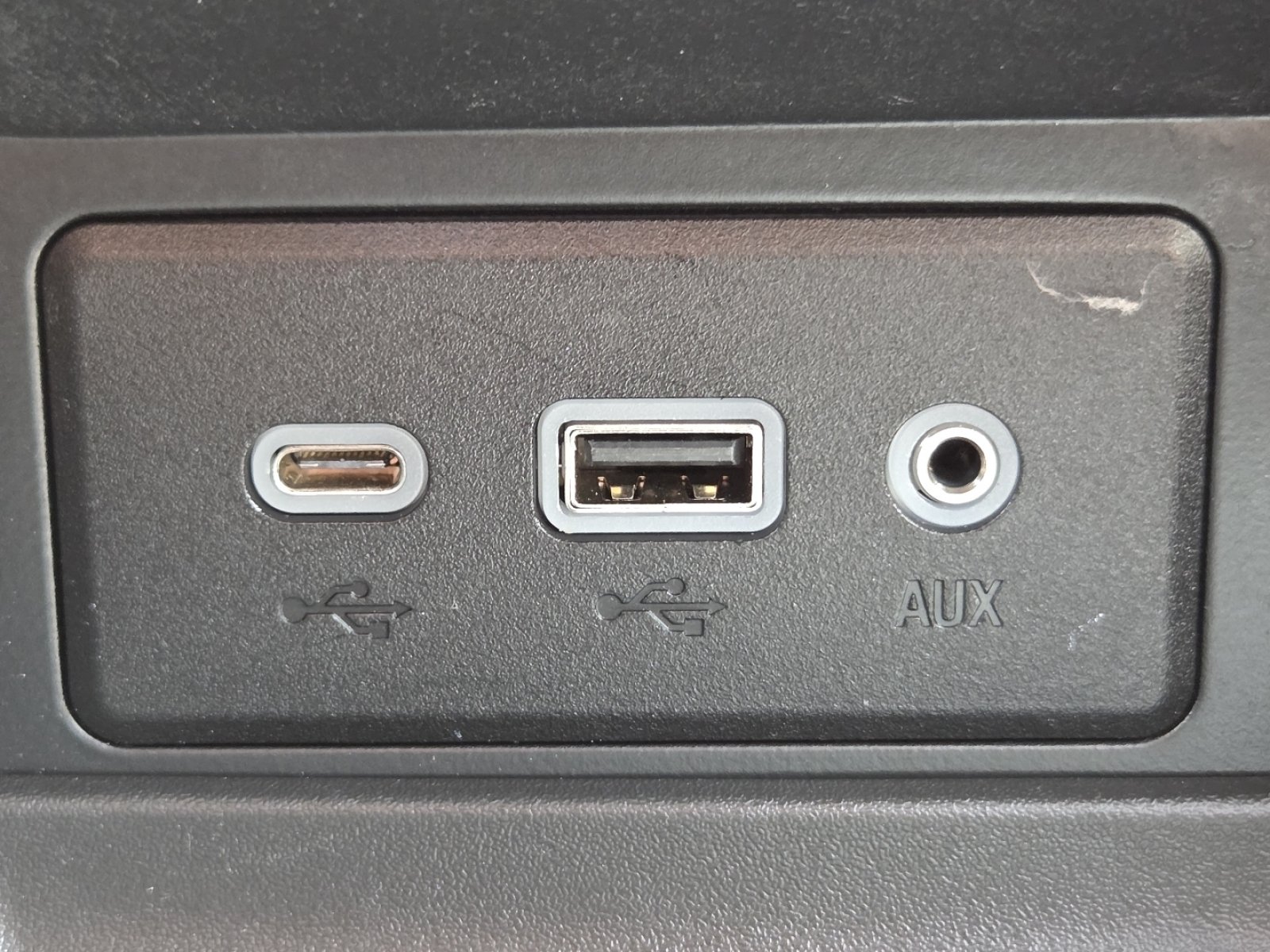 Used 2020 Quicksilver Metallic GMC SLE image 8