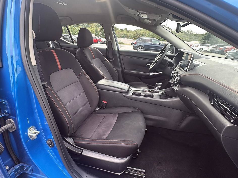 Used 2025 Electric Blue Metallic Nissan SR image 7