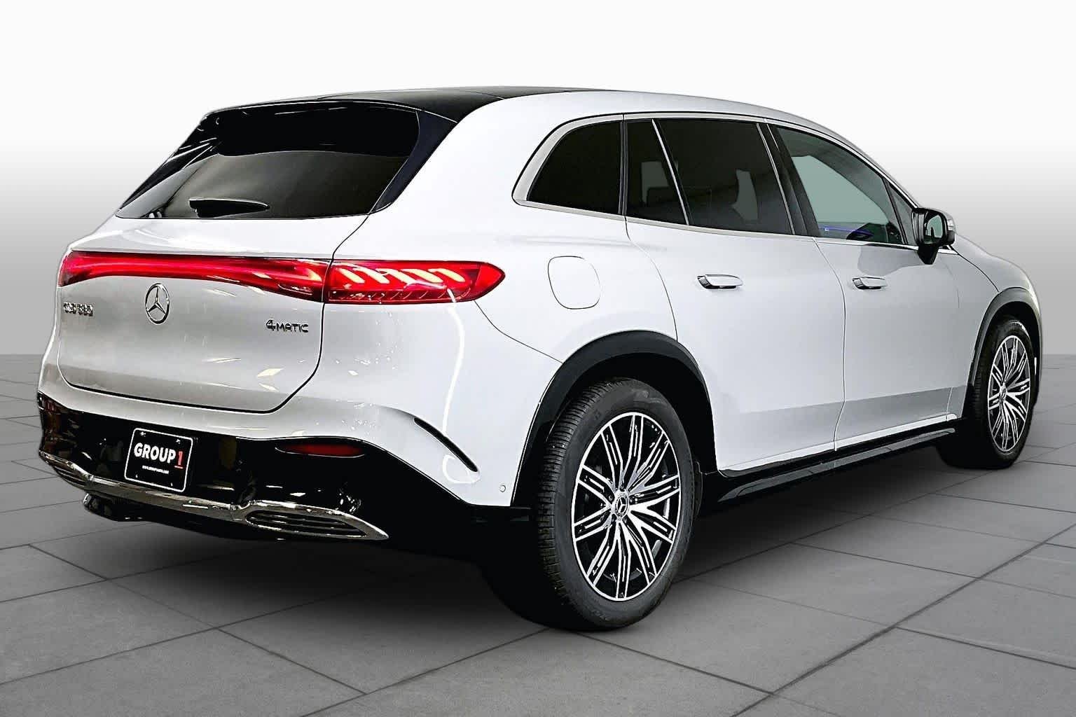 Used 2023 MANUFAKTUR Alpine Grey Mercedes-Benz EQS 580 image 12