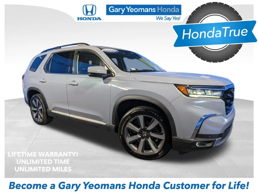 Certified Used 2025 Gray Honda Touring image 1