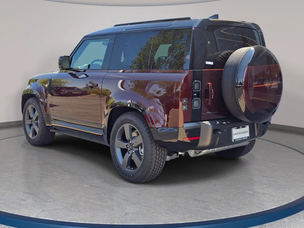 New 2026 Sedona Red LAND ROVER X-Dynamic SE image 7