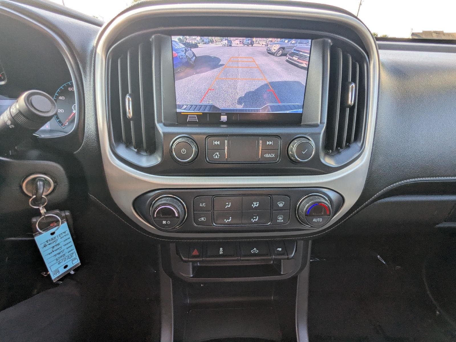 Used 2019 SATIN STEEL METALLIC GMC 4WD SLE image 16