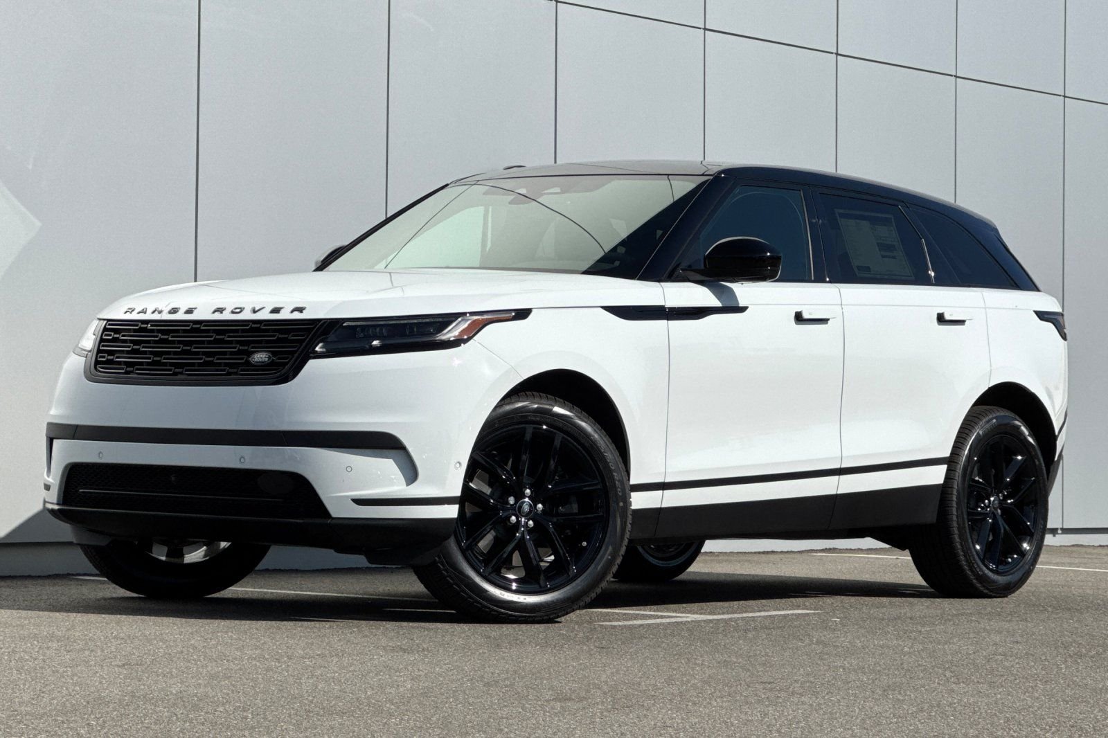 New 2026 Fuji White Land Rover S image 1