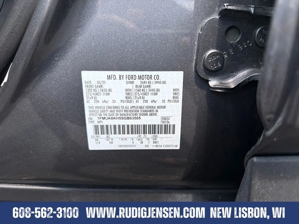 Used 2025 Gray Ford ST-Line image 29