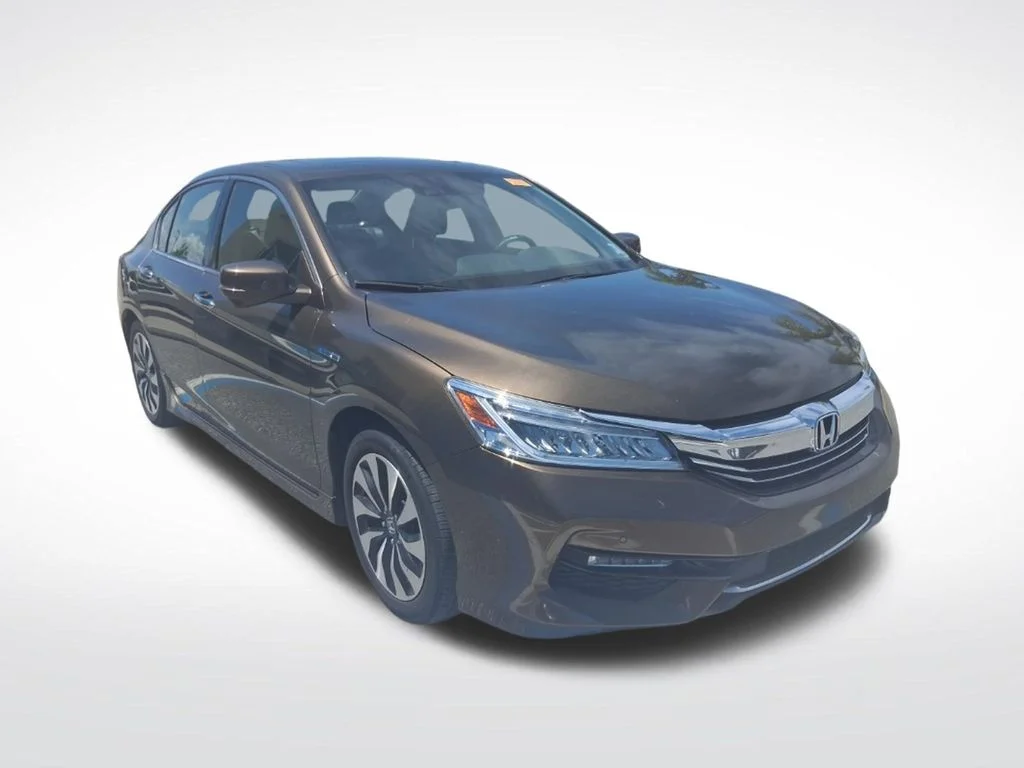 Used 2017 Brown Honda Touring image 3