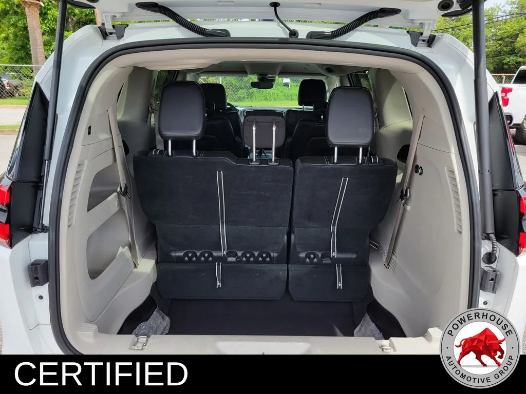 Used 2023 White Chrysler Touring L image 13
