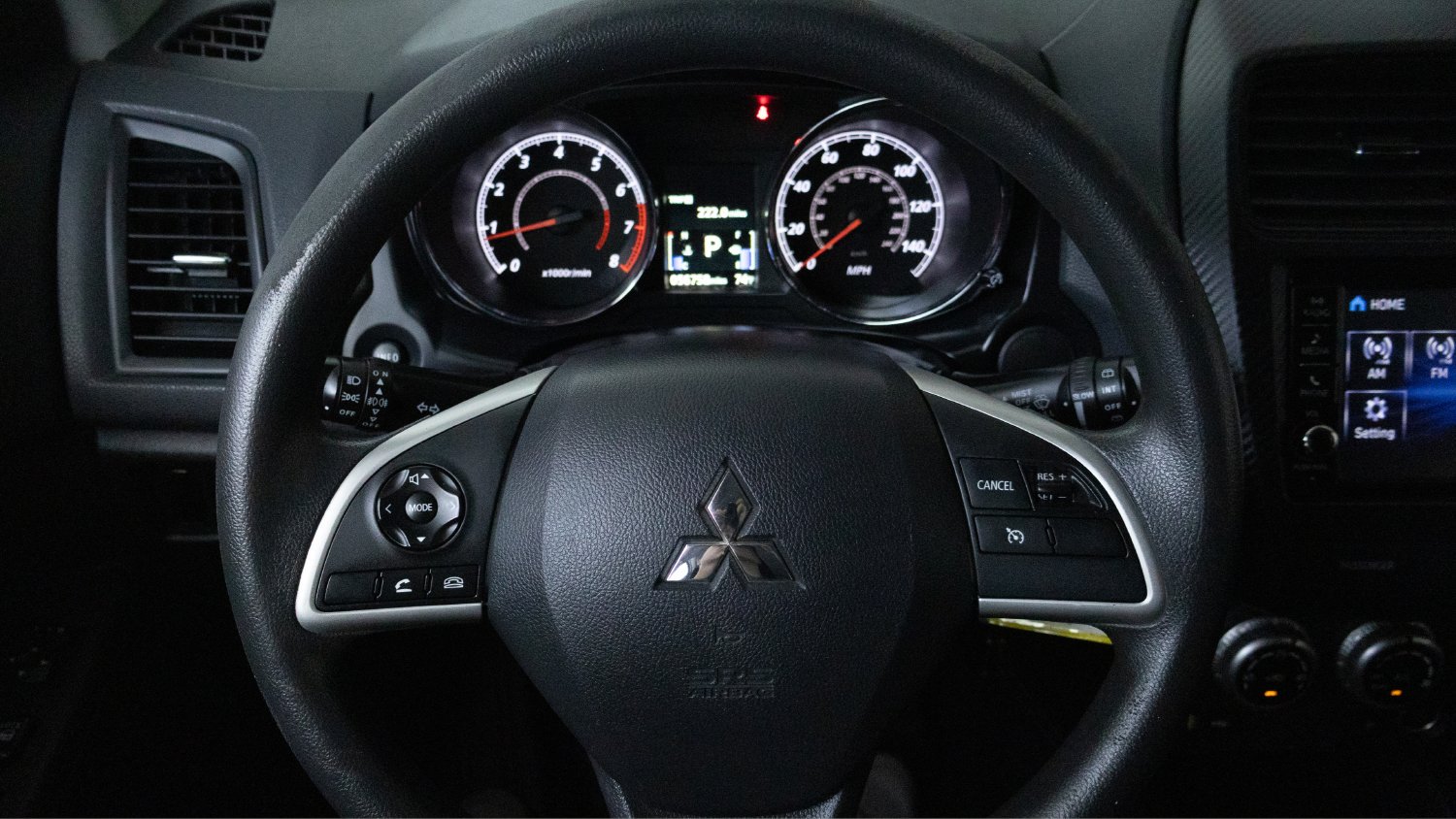 Used 2020 Red Mitsubishi 2.0 ES AWC image 17