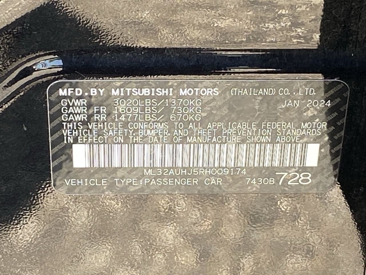 Used 2024 Jet Black Mitsubishi ES image 33