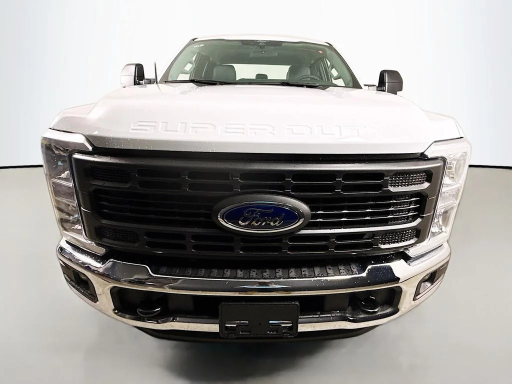 New 2026 Oxford White Ford F-250® XL image 2