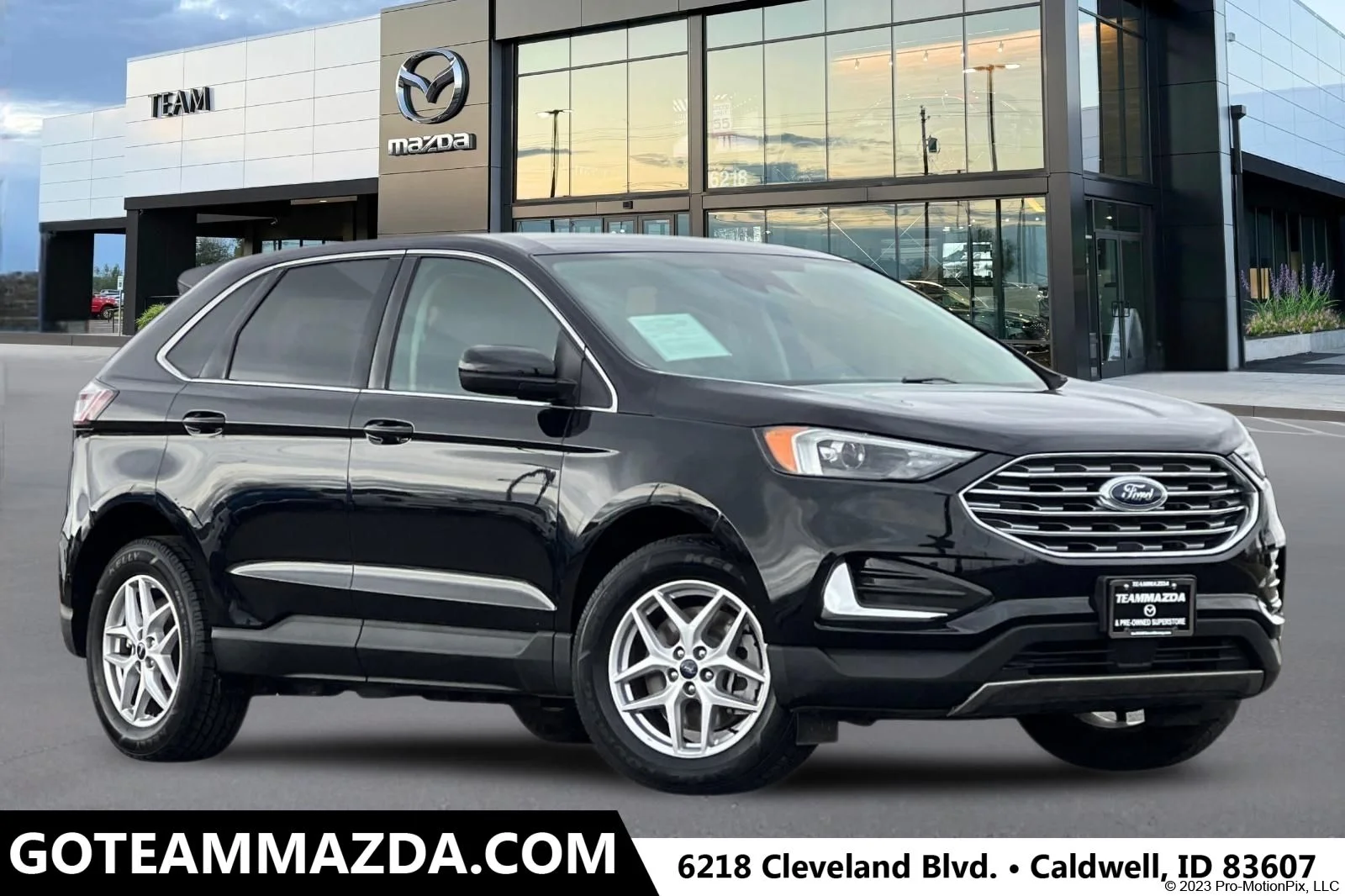 2022 Ford Edge SEL AWD's photo