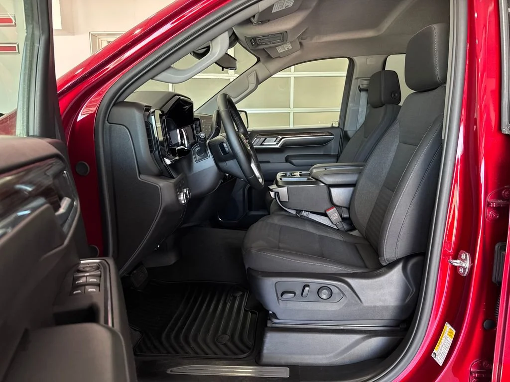 2024 GMC Sierra 1500 Elevation - Photo 11