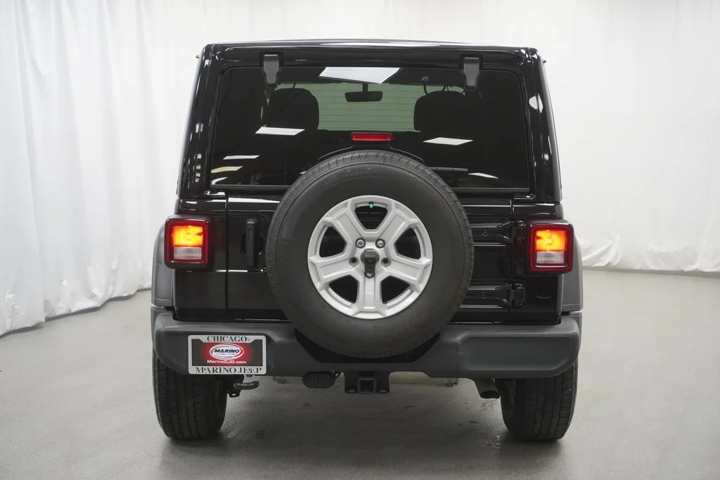 Used 2021 Black Jeep Unlimited Sport S image 11