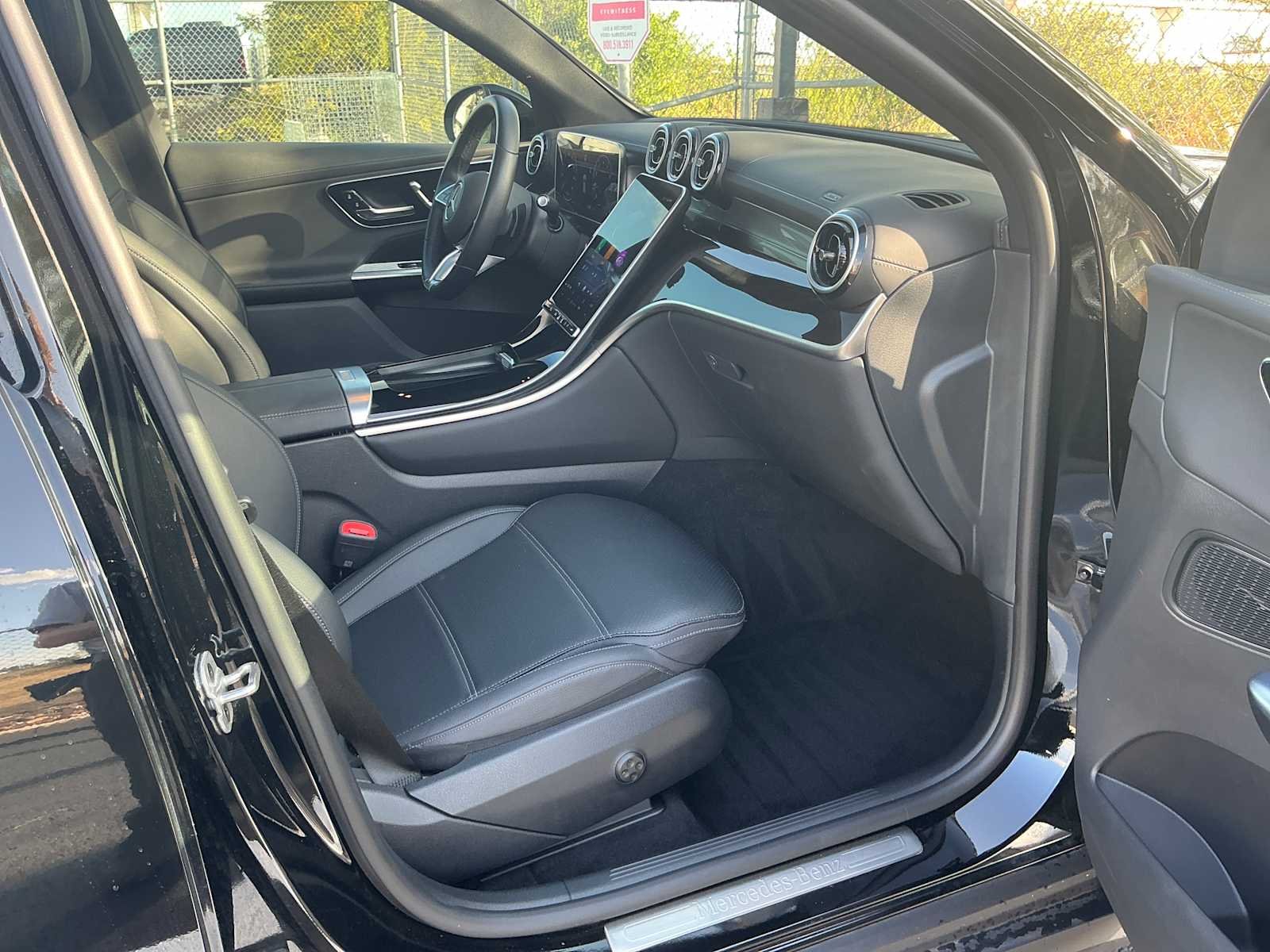 Certified Used 2025 Black Mercedes-Benz GLC 300 image 11