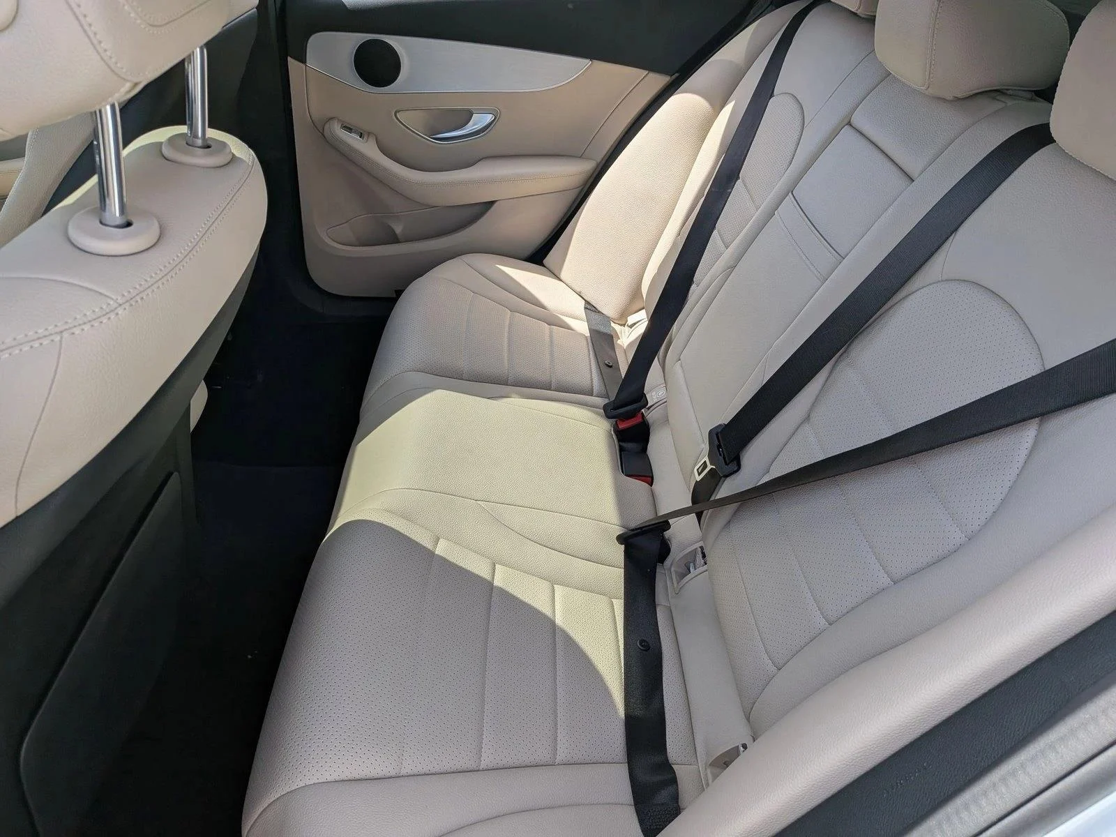 Used 2021 Polar White Mercedes-Benz C 300 image 18