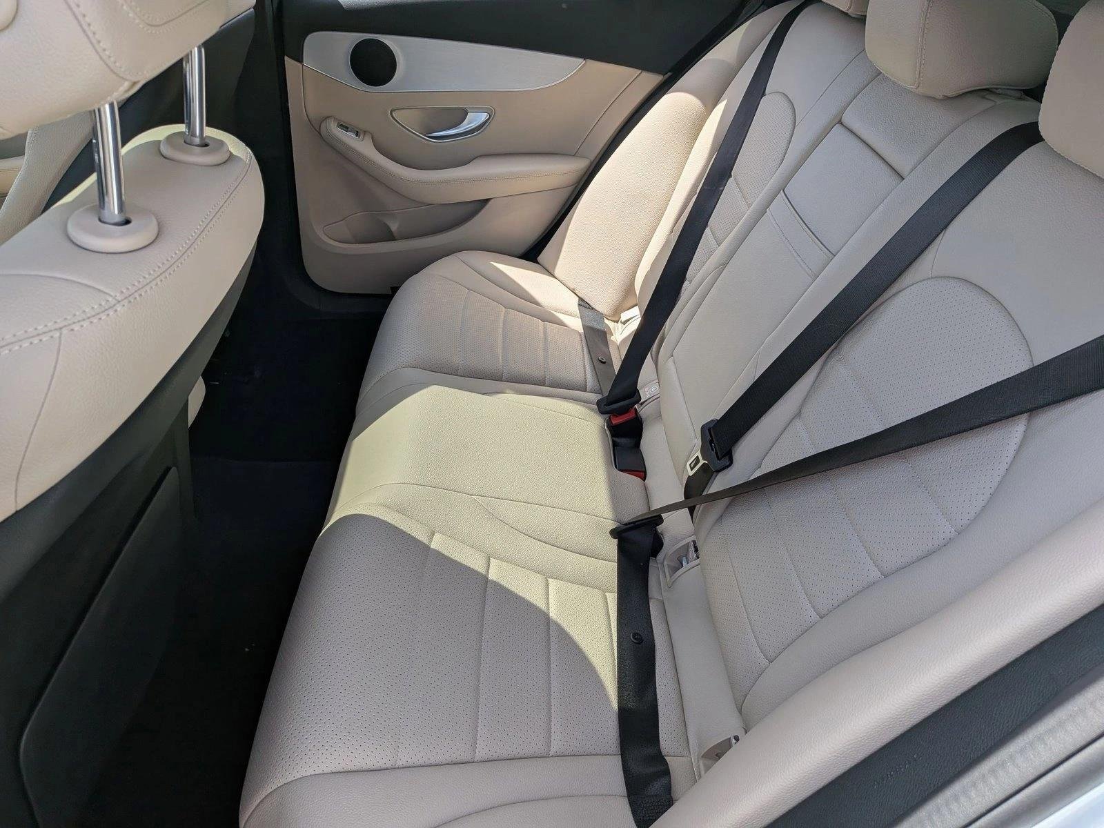 Used 2021 Polar White Mercedes-Benz C 300 image 18