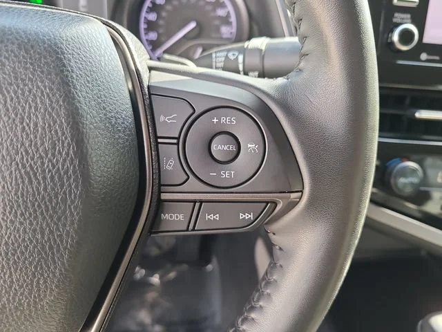 Used 2023  Toyota SE image 27