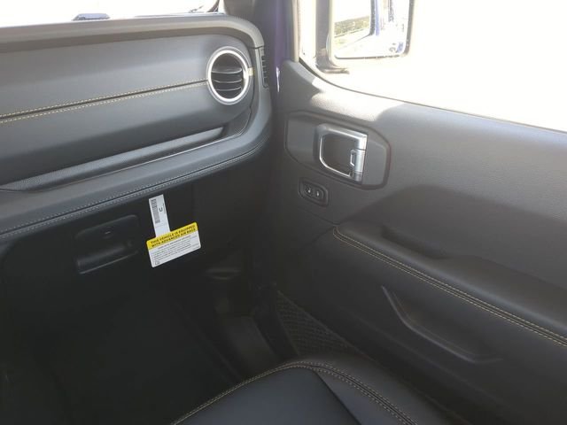 New 2026 Reign Exterior Paint Jeep Sahara image 18