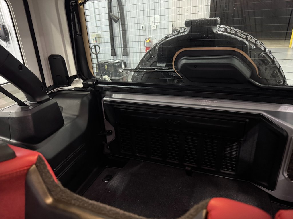 Used 2024 Silver Zynith Clearcoat Jeep Rubicon 392 image 9