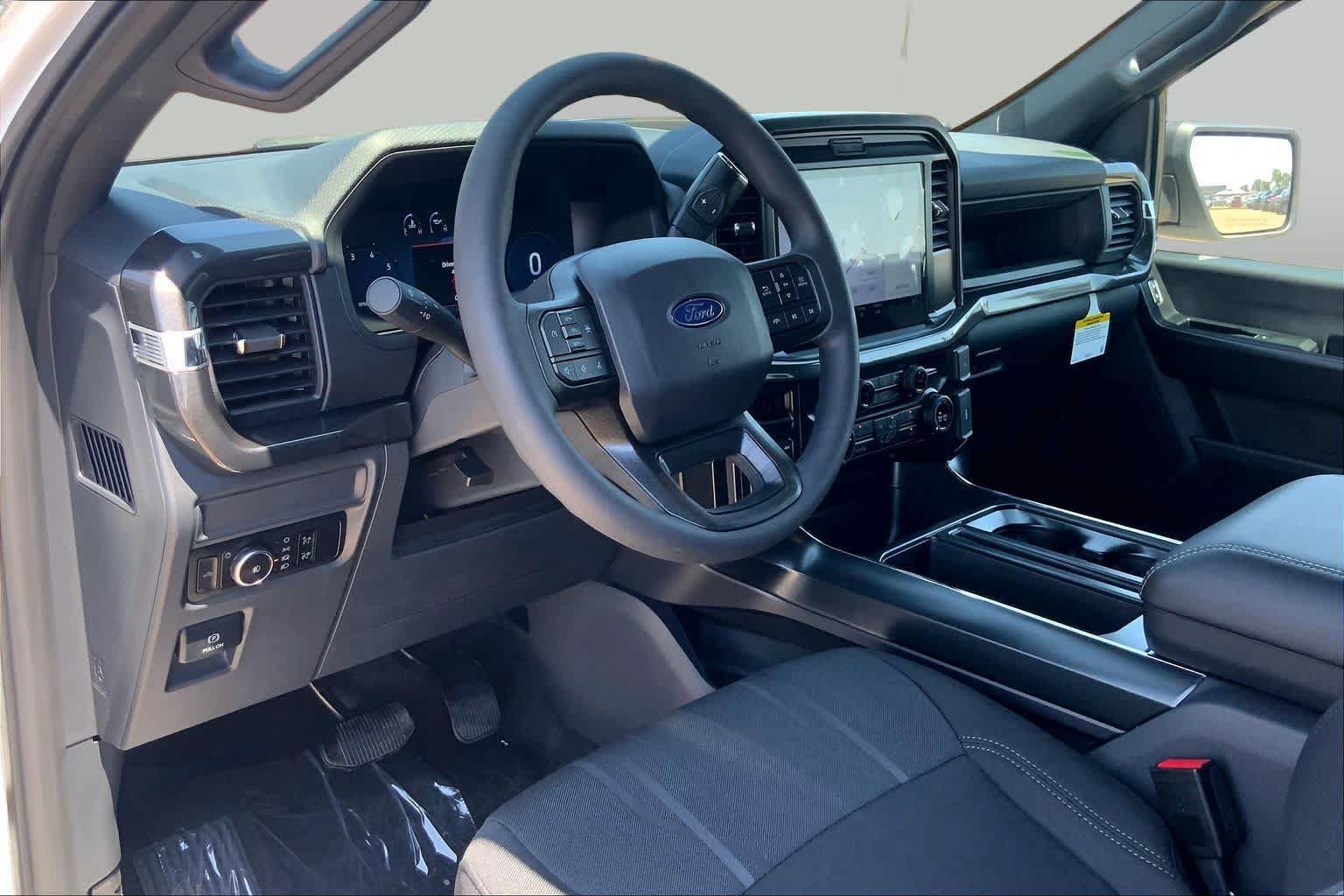 New 2026 Oxford White Ford STX image 8