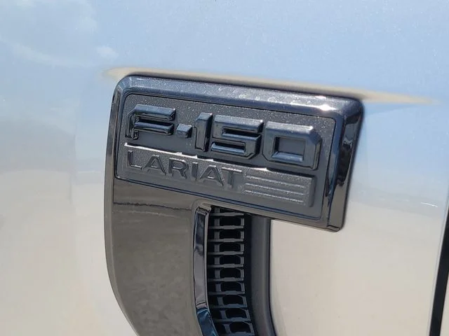 New 2026 Silver Metallic Ford Lariat image 9