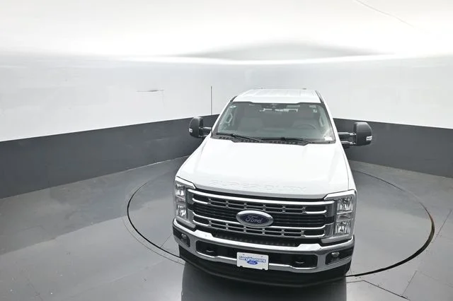 New 2026 Oxford White Ford F-350® XLT image 25