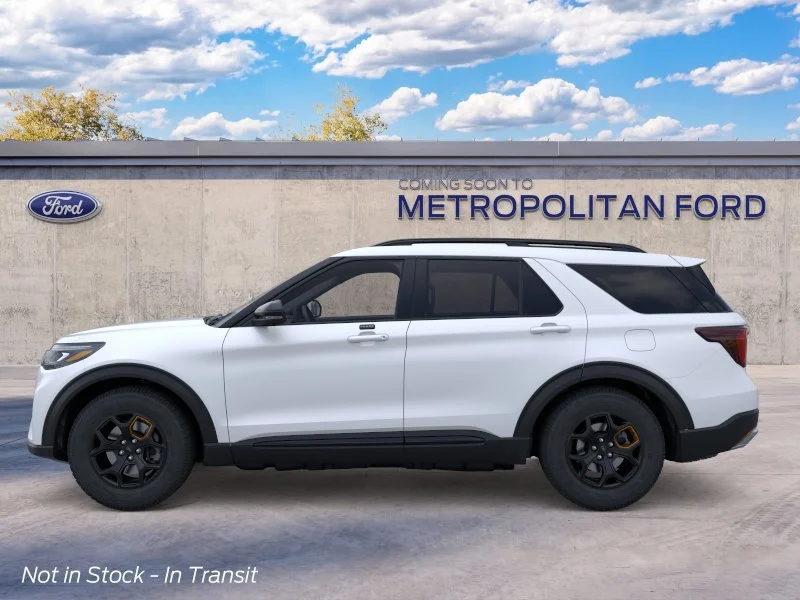New 2026 Star White Metallic Tri-Coat Ford Tremor® image 3