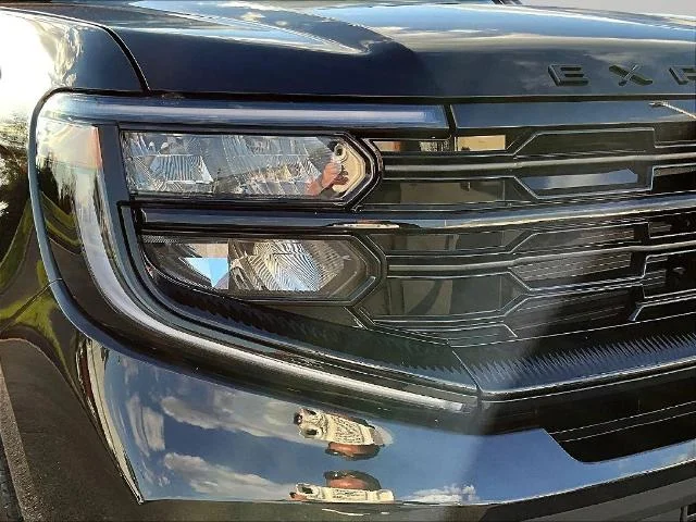 New 2027 Agate Black Metallic Ford Platinum image 71