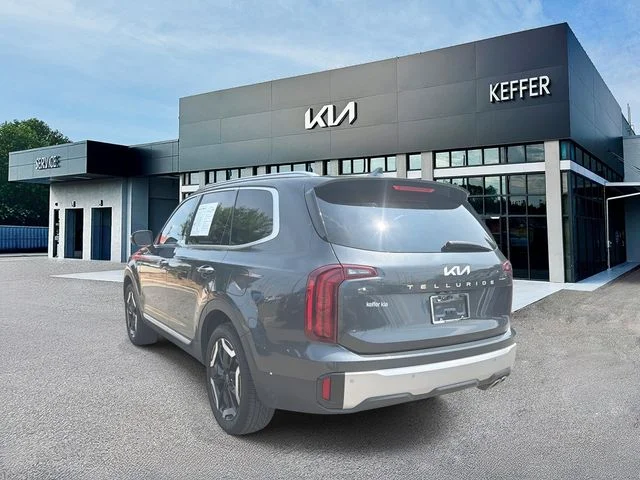 Certified Used 2024 Gray Kia S image 6