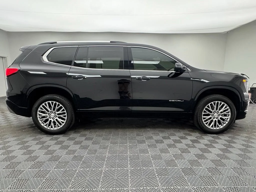 Used 2024 Ebony Twilight Metallic GMC Denali image 8