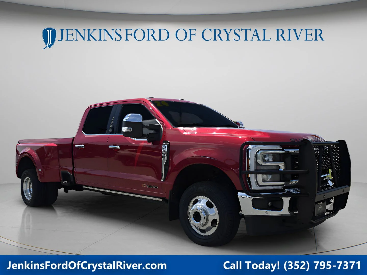 Used 2024 Red Metallic Ford King Ranch image 1