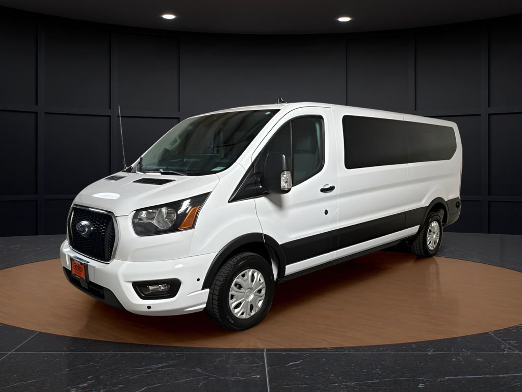 Used 2024 White Ford XLT image 1