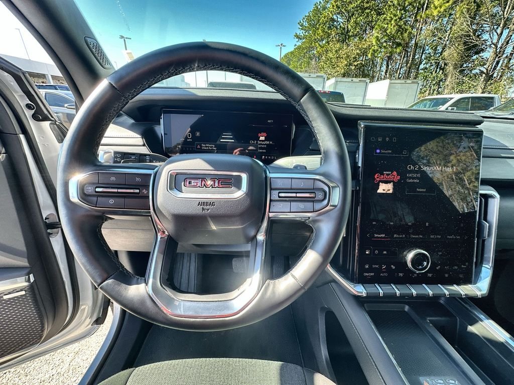 Used 2025 Summit White GMC Elevation image 11