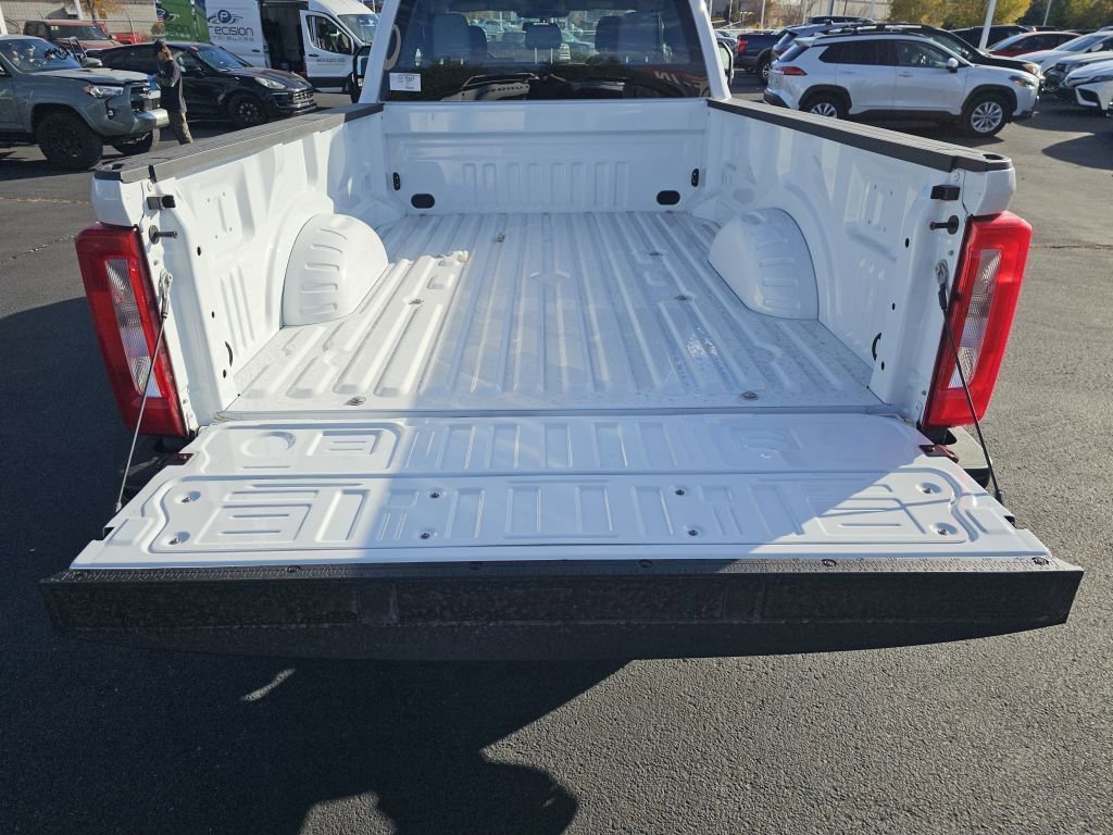 New 2026 Oxford White Ford XL image 26