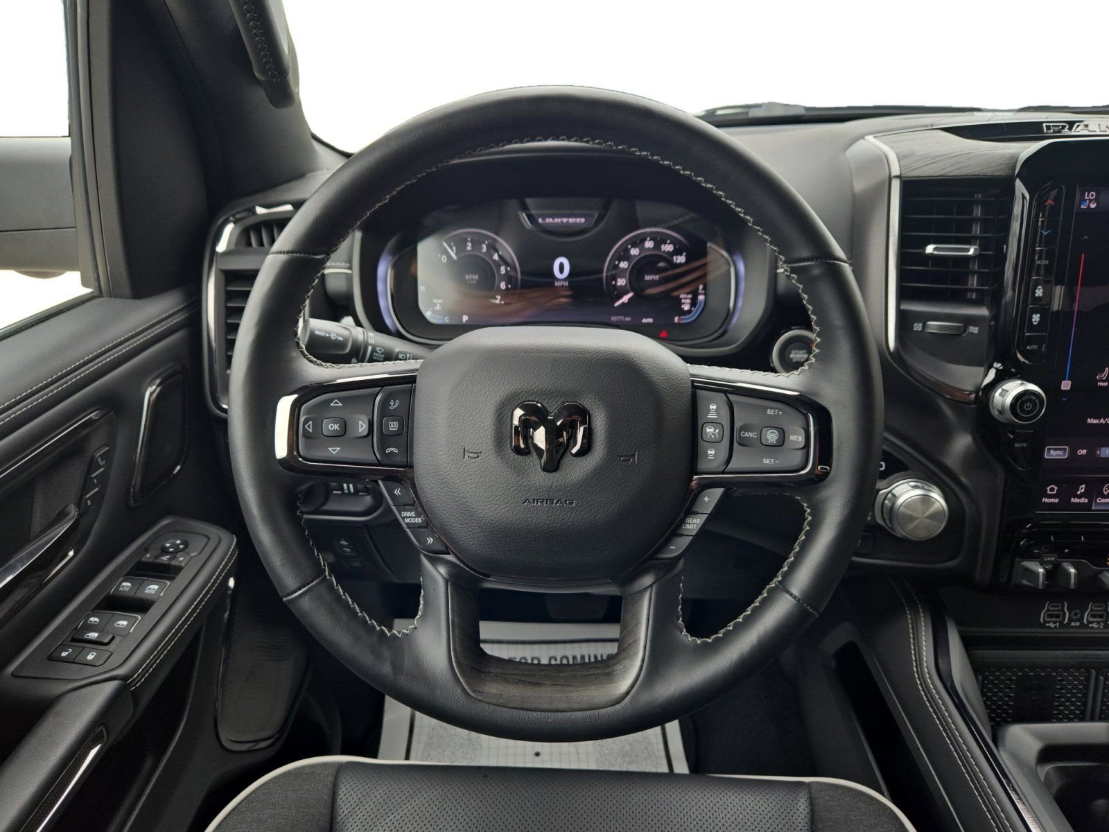 Used 2025 White Ram Limited image 22