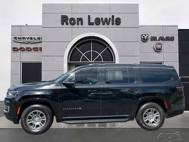 2023 Jeep Wagoneer Base