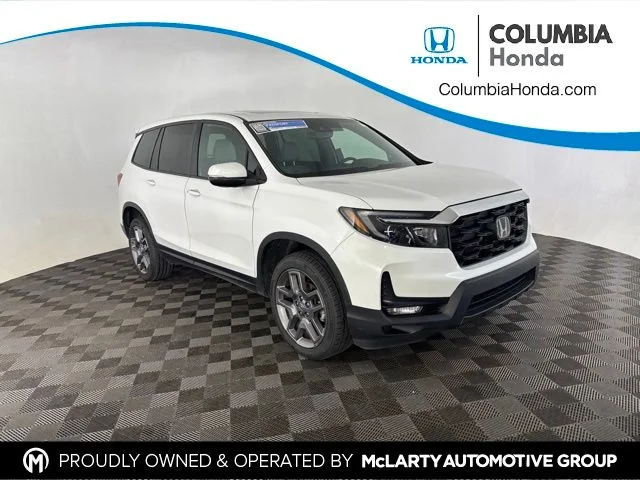 Used 2023 White Honda EX-L image 1