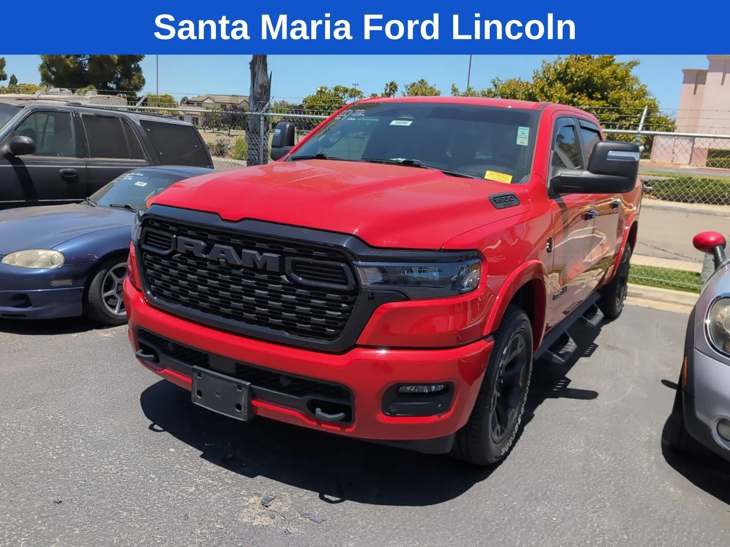 2025 RAM 1500 Big Horn/Lone Star 4x4 Crew Cab 5'7's photo