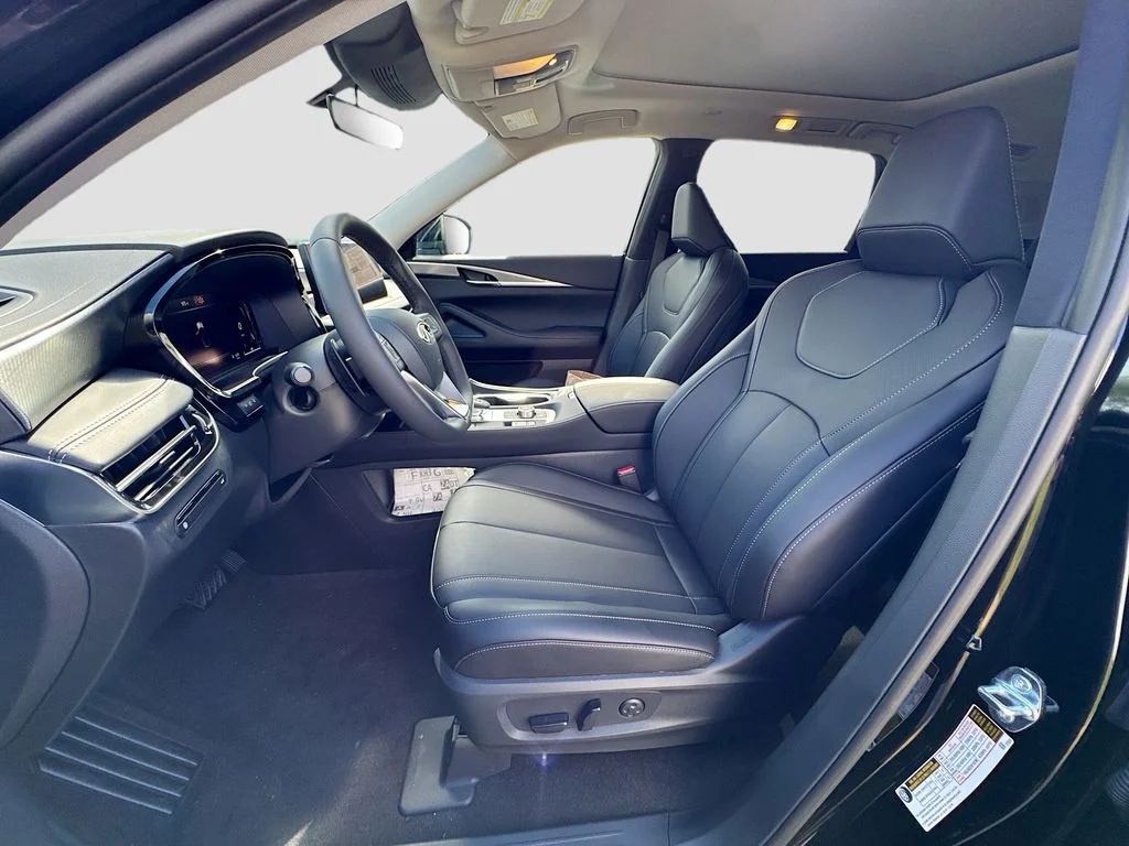 New 2027 BLACK OBSIDIAN INFINITI Pure FWD image 21