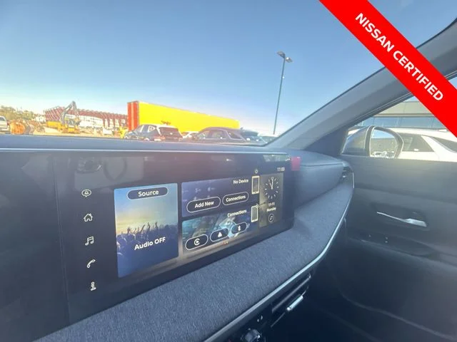 Used 2025 Blue Nissan SV image 16