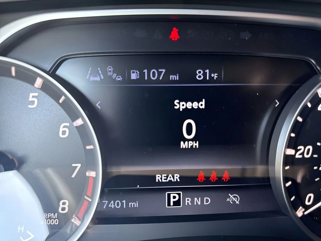 Used 2025 White Nissan SV image 23