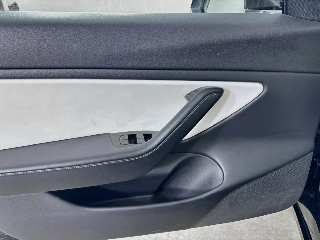 Used 2020 Black Tesla Long Range image 18