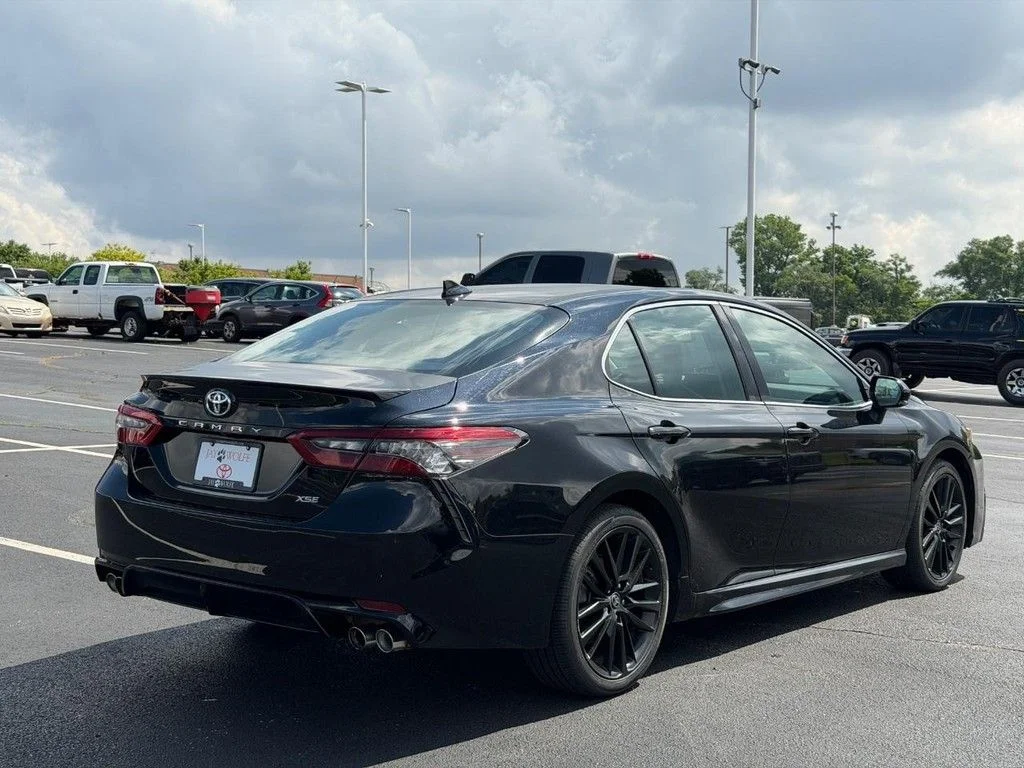 2023 Toyota Camry XSE - Photo 3