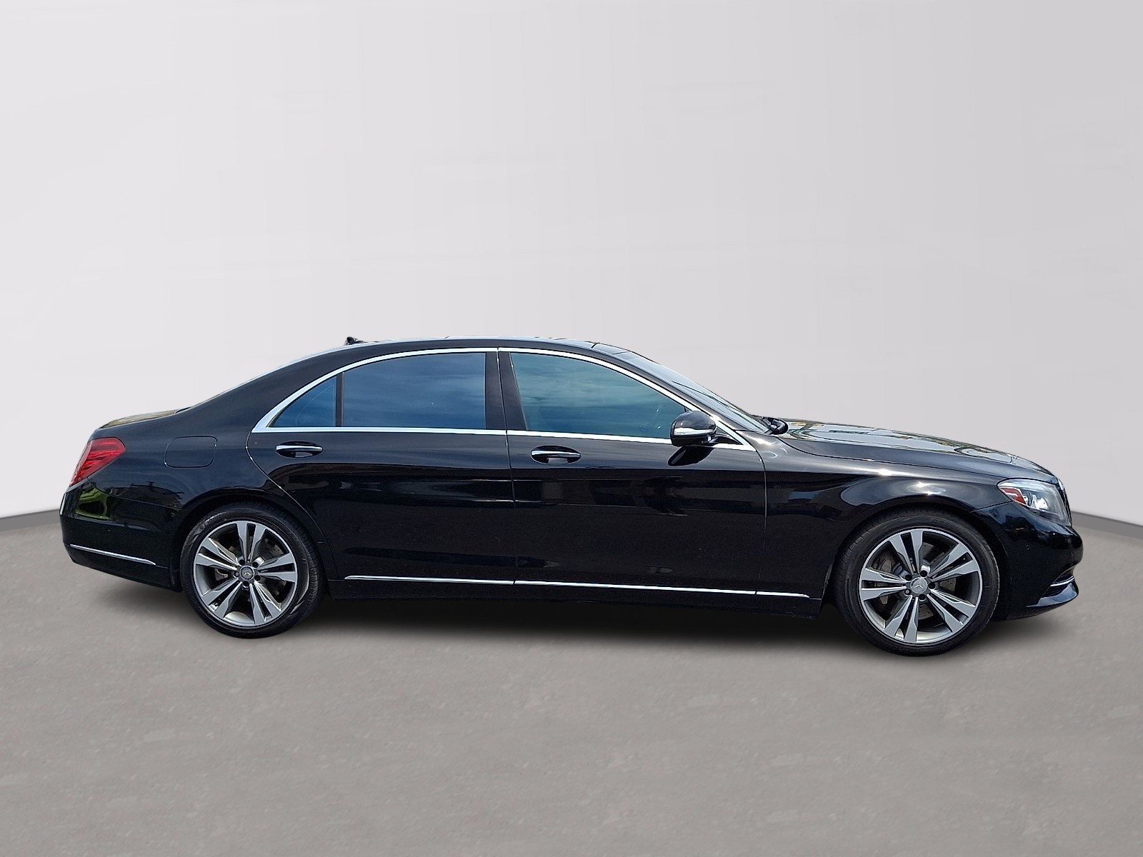 Used 2015 Black - 040 Mercedes-Benz  image 7